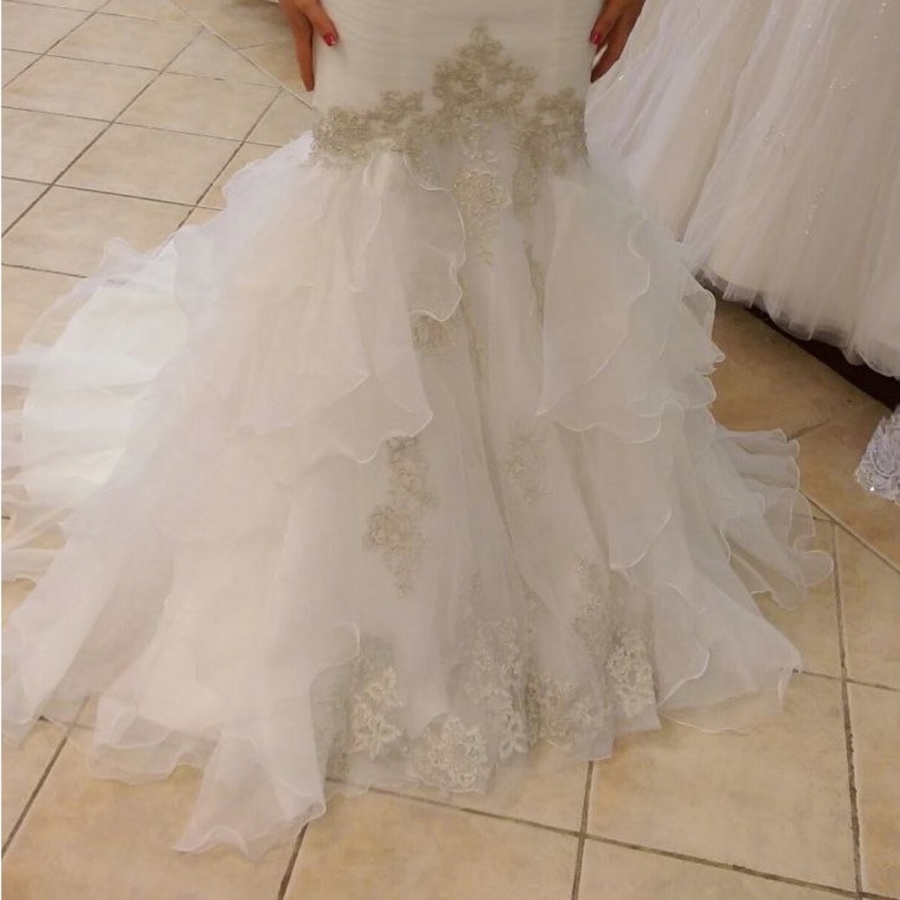 Wedding dress